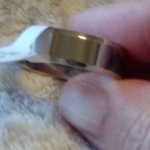 NWT MEN'S SILVER BAND RING